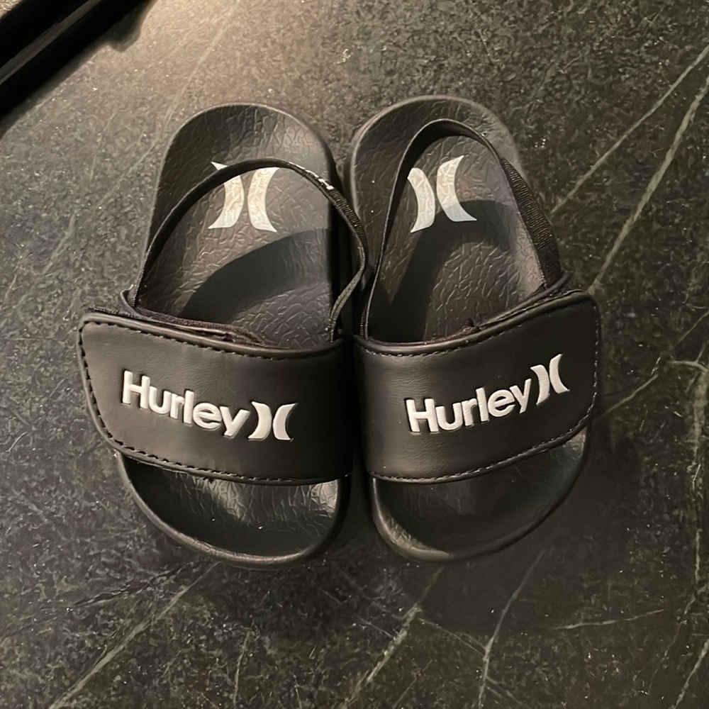 Hurley Infant Sandals Size 4-6 Runs Small NWOT